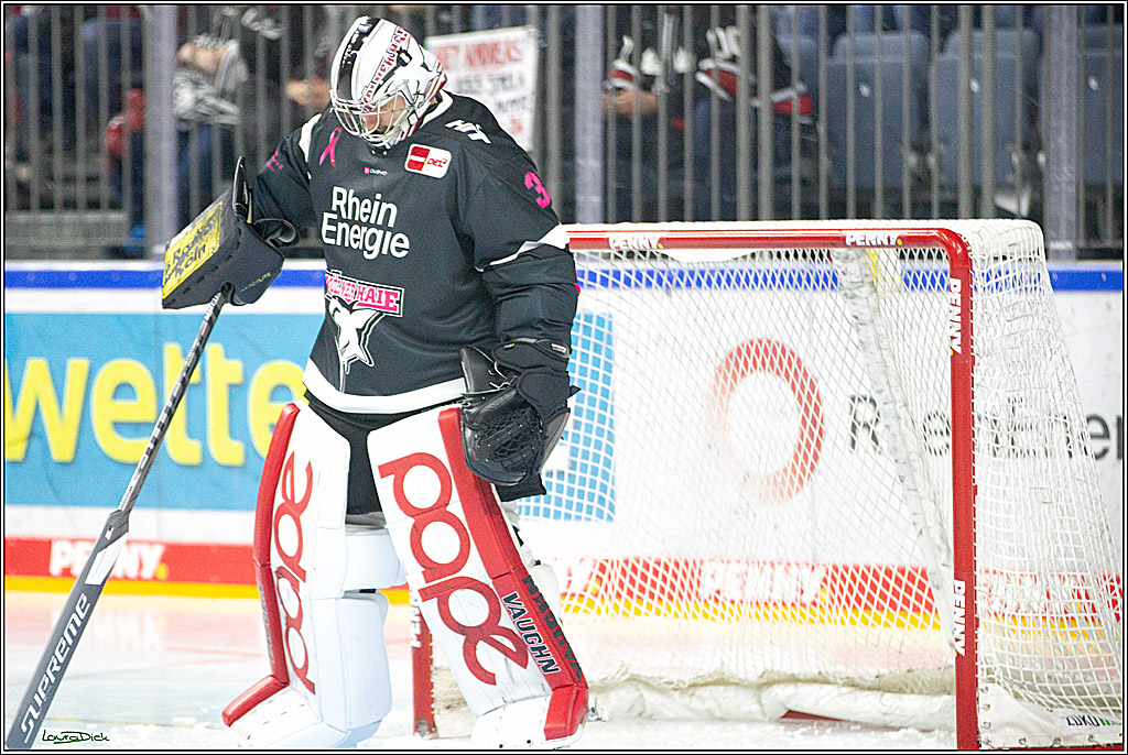 PENNY DEL;  Koelner Haie - Schwenninger Wild Wings; Koeln, 08.10.2021